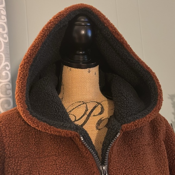 NWT NVLT Vegan Down Berber Teddy Jacket - Picture 5 of 14